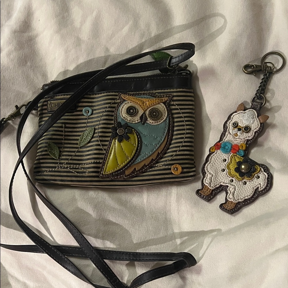 Chala Striped Owl Crossbody Bag damaged or missing strap with Alpaca Keychain as